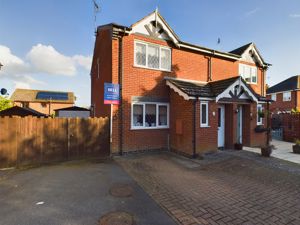 3 Raleigh Court- click for photo gallery